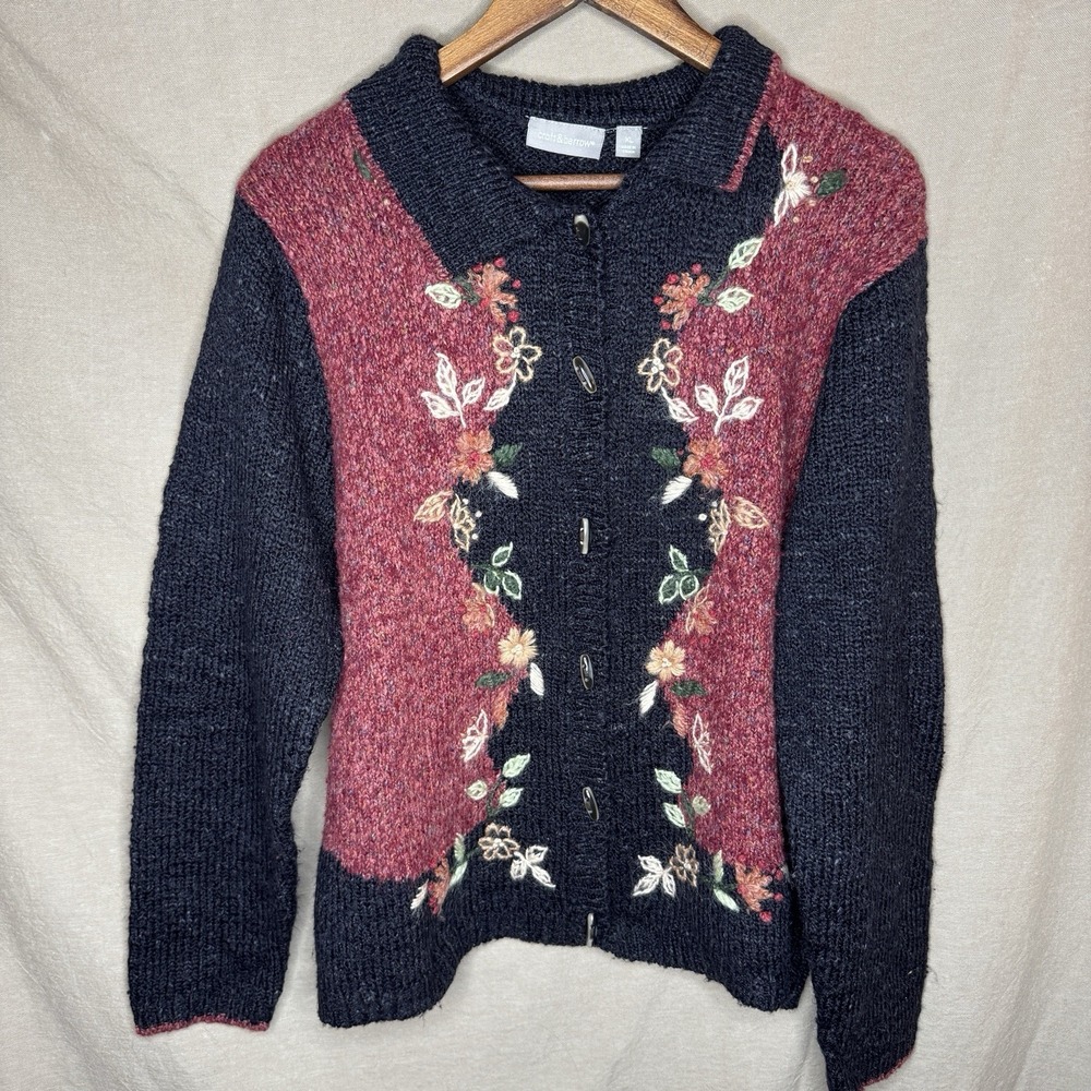 Ladies Embroidered Cardigan Sweater size XL Cottagecore Grandma Core Vintage